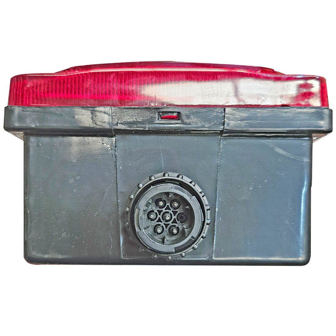 FOCO TRASERO SINOTRUK SITRAK - Image 3