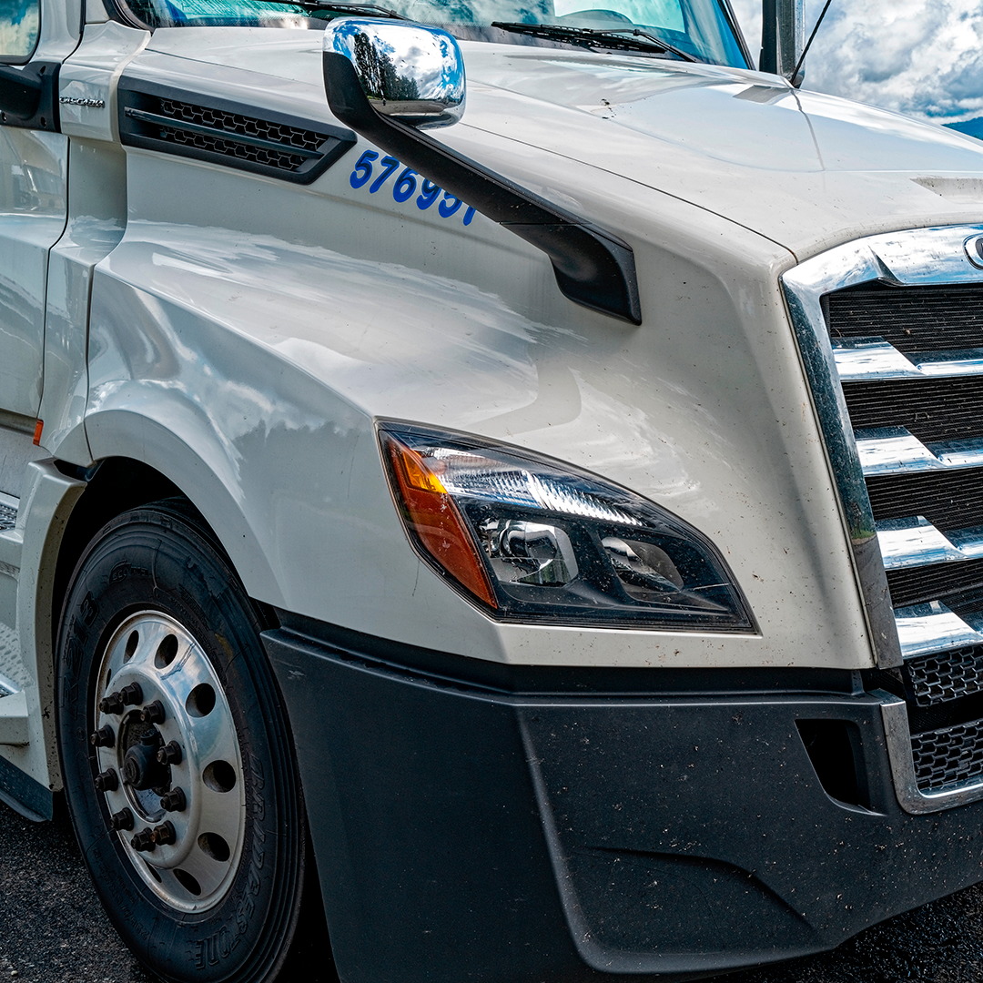 FOCO OPTICO LED FREIGHTLINER NEW CASCADIA - Image 2