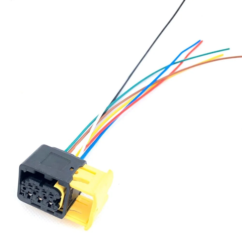 ENCHUFE PARA FOCO TRASERO MERCEDES BENZ, IVECO Y DAF