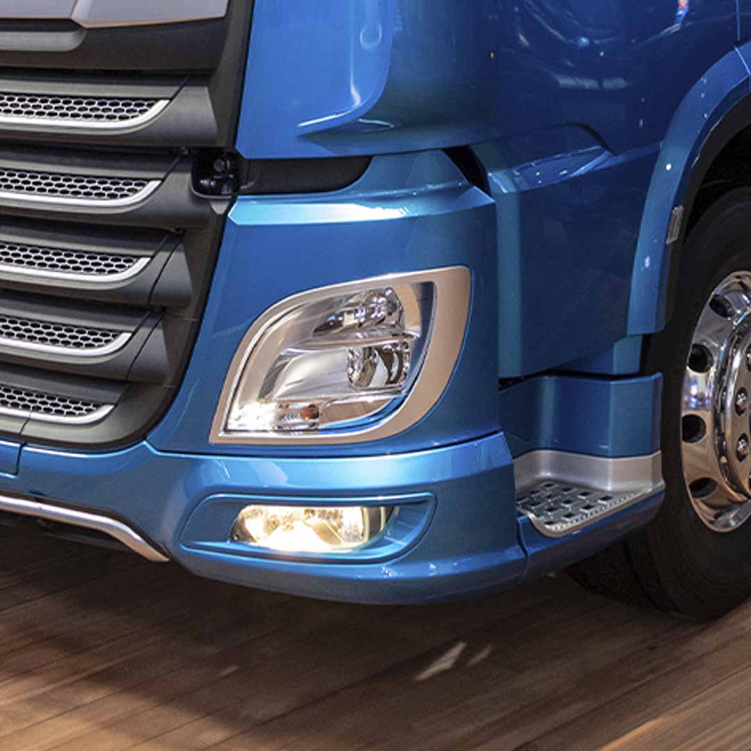 FOCO NEBLINERO CAMION DAF XF Y CX EURO 6 - Image 4